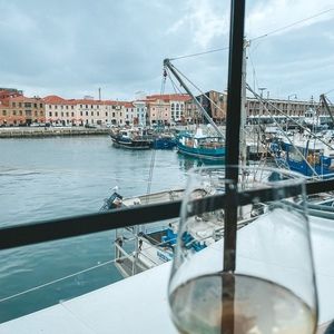 Meet your Posher, Supawan